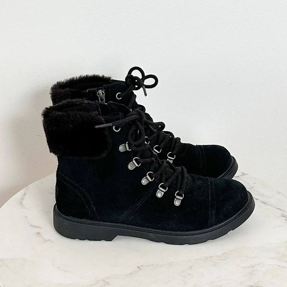 NEW UGG Azell Hiker Weather Waterproof Lace-up Boots Black Suede Youth Size 6